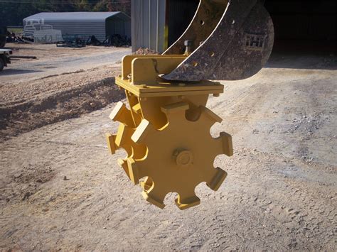 mini excavator compactor wheel